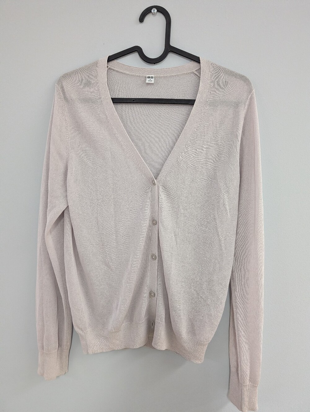 Uniqlo Pale Blush V-Neck Button Cardigan - Japan Size M (Fits like US S)